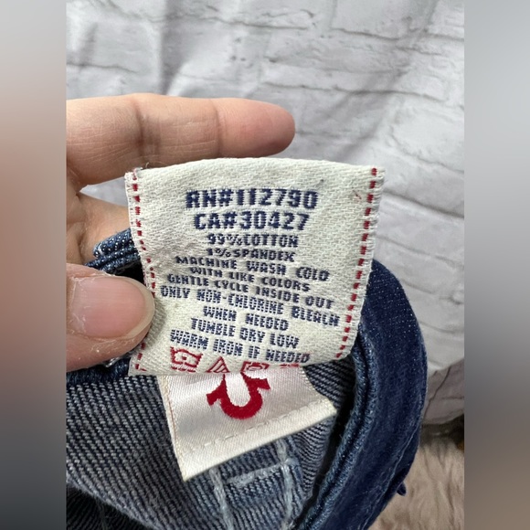 True Religion Short - Picture 5 of 5